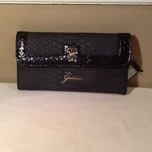 Guess Wallet