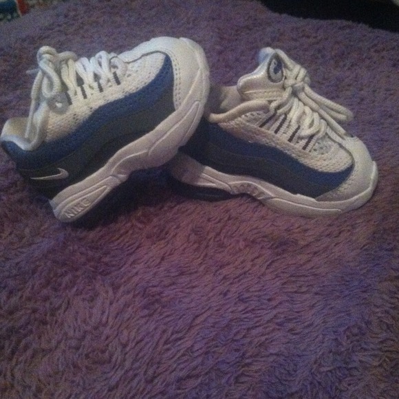 Baby nike air max