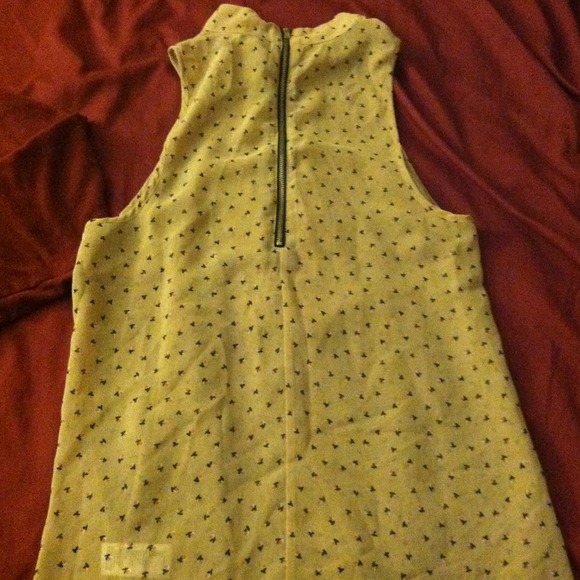 FOREVER 21 - Picture 3 of 3