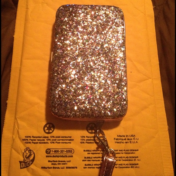 ❌SOLD❌iPhone 3-4s holder/ wrist wallet, sparkly. - Picture 2 of 3