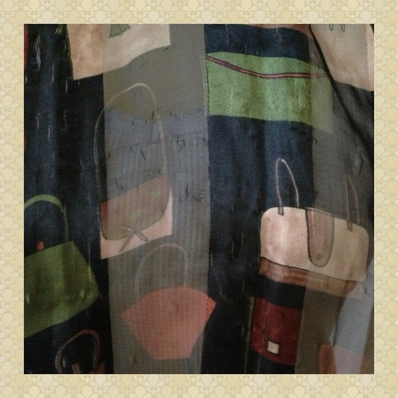 SOLD in bundle!!!! Satiny Bag Scarf 🐝 - Picture 4 of 4