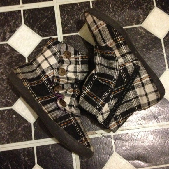 Aldo booties