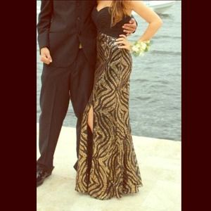 Prom dress Worn once and in perfect condition