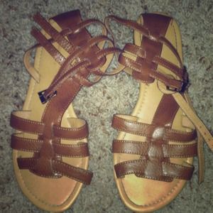 BOGO FREE BUNDLE💛💙❤ gladiator sandals/black tank