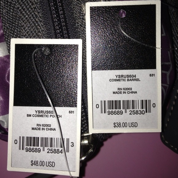 ✂NWT's.. 💄👛👝2 Juicy Couture Cosmetic Cases!! 💓 - Picture 3 of 4