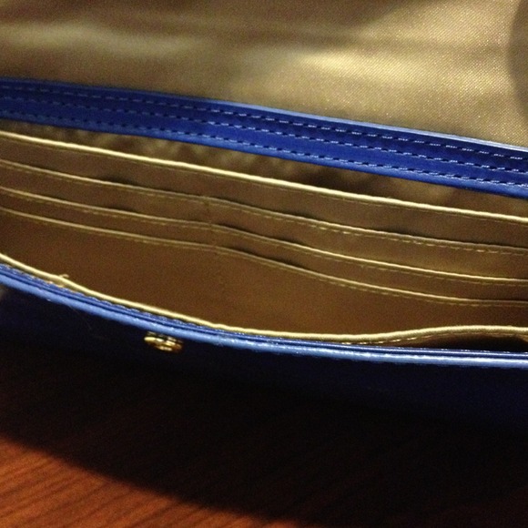 SOLD - Picture 4 of 4