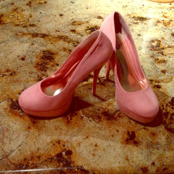 Charlotte Russe pumps NWOT