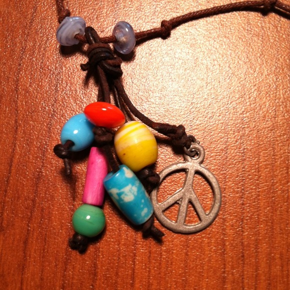 Colorful necklace - Picture 3 of 4