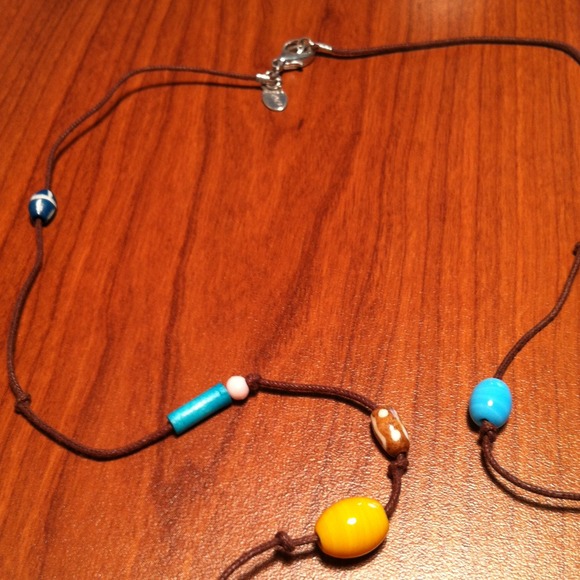 Colorful necklace - Picture 4 of 4