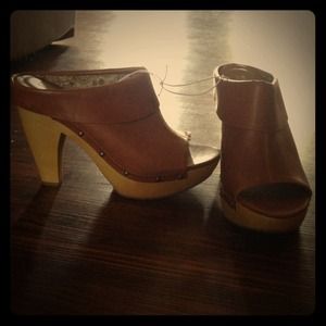 👠Cognac studded platform heels 👠