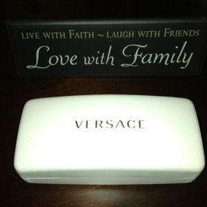 ~Authentic Versace Sunglasses Case~👓