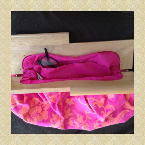 Wooden Handled Canvas Clutch 🐝 - Picture 3 of 3