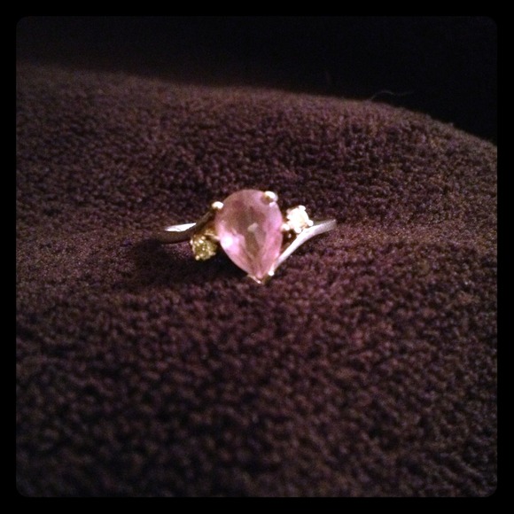 🔴SOLD!!!🔴Amethyst and diamond ring - Picture 1 of 2