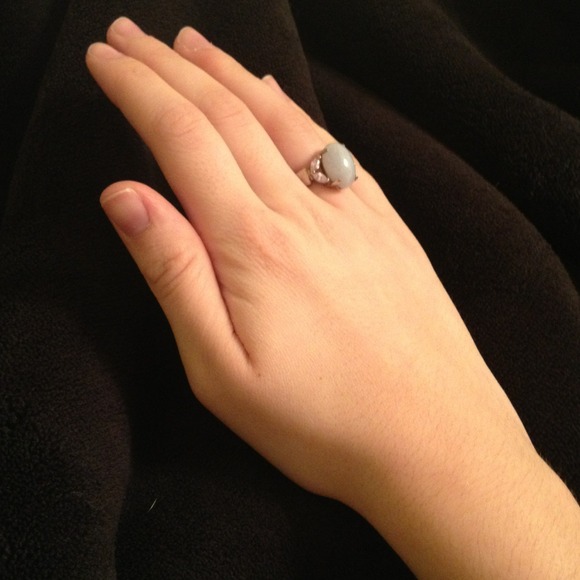 🔴SOLD!!🔴Moonstone ring - Picture 2 of 2