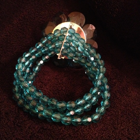 Turquoise colored flower bracelet/pin - Picture 2 of 4