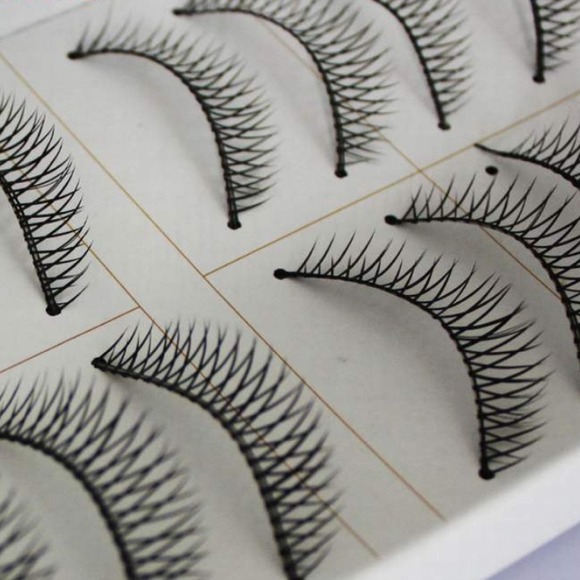 💥Sold💥New 20 False eyelashes