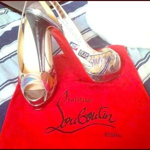 Christian Louboutin RED BOTTOMS