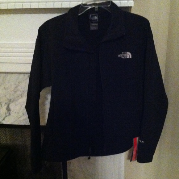 NWT Northface (North Face) Apex. Women's Medium