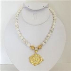 White turquoise necklace