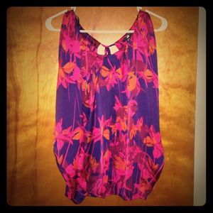 H&M sleeveless top size 6