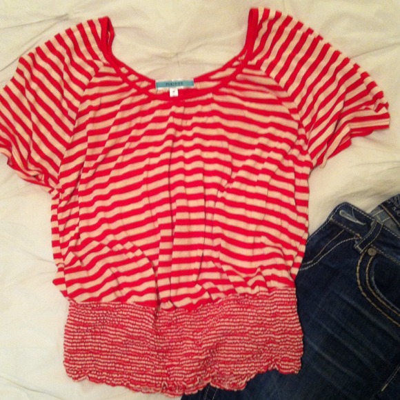 Red and cream stripped top - Picture 2 of 2