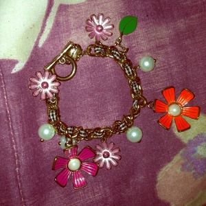 🔸reduced!🔸Betsey Johnson bracelet