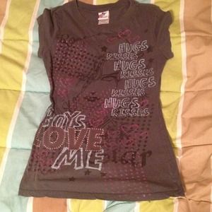 Graphic Fitted Gray Top