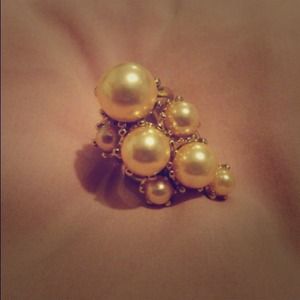 Light pink pearl ring