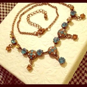 Elegant necklace, w aquamarine/citrine stones!