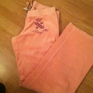 SOLD on ♏️ Peachy Juicy Couture velour pants