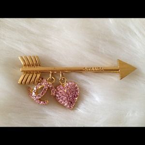 Chanel hair pin and Chanel pearl choker necklaces