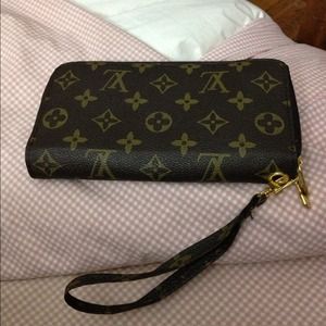 NWOT inspired LV monogram double zipper wallet