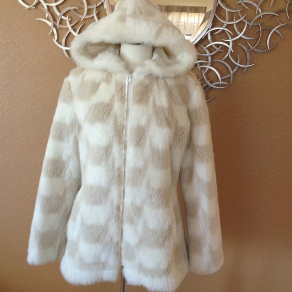 60s Vintage Faux Fur Hooded Jacket - Picture 1 of 2