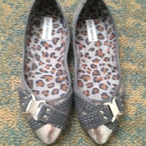 Steve Madden flats sliver snake print