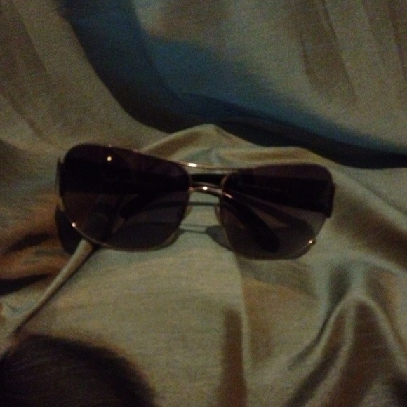 REDUCED Sunglasses MARC BY MARC JACOBS - Picture 4 of 4