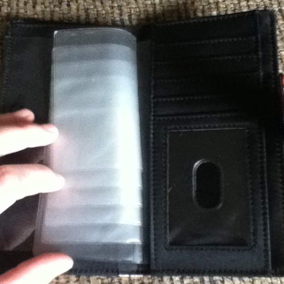 Flower wallet/checkbook - Picture 3 of 3