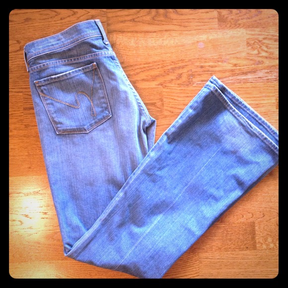 Citizen's low waist flair stretch. Size 29