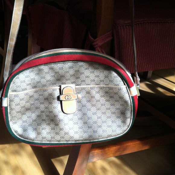 Authentic Vintage Gucci Crossbody Bag