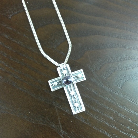 Silver cross pendant with deep purple center stone - Picture 1 of 1