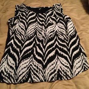 Black and white sleeveless top