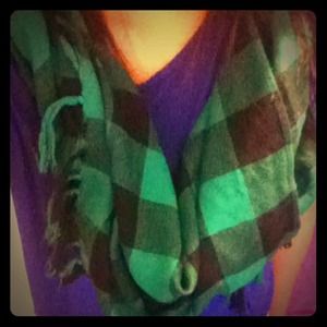 Plaid green scarf