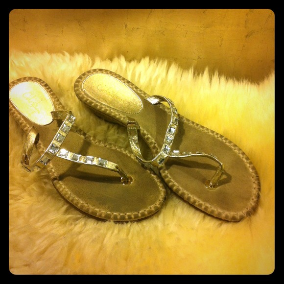 Cole Haan flip flops - Picture 1 of 4
