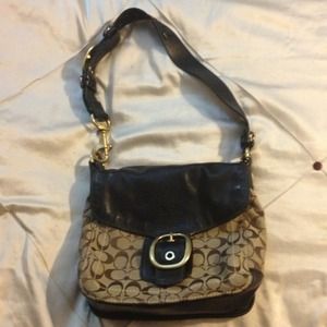 Authentic coach handbag!  Like new condition!