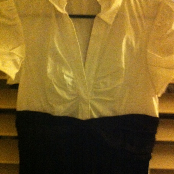 Max and Cleo dress - Picture 3 of 3