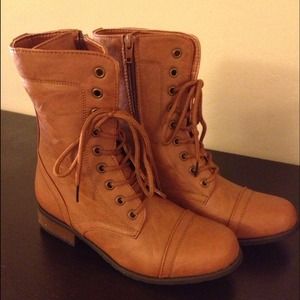 Lace-Up Combat Boot
