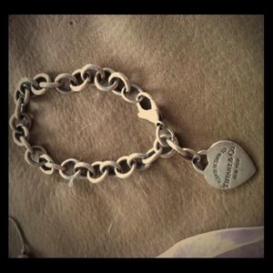 "Return to Tiffany's" Heart Charm Bracelet