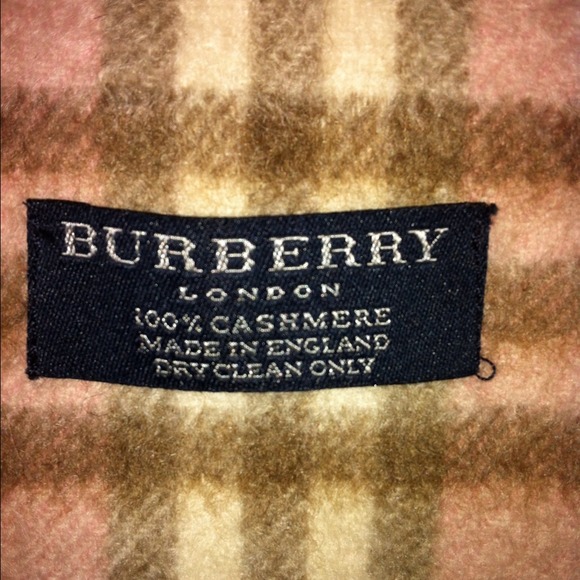 🔴🔴🔴SOLD🔴🔴🔴 Authentic Burberry Scarf - Picture 2 of 3