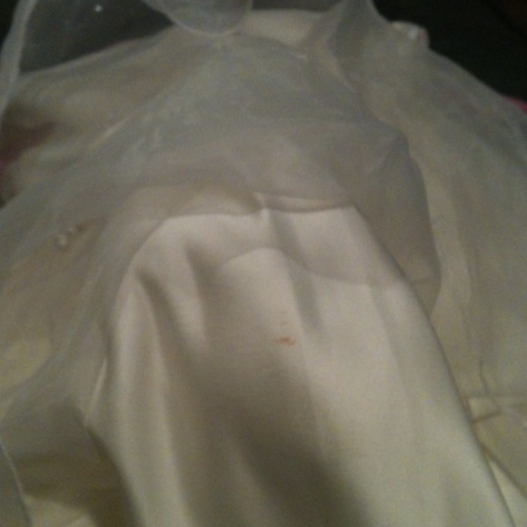 GIRLS  ecru veil ON HOLD - Picture 4 of 4