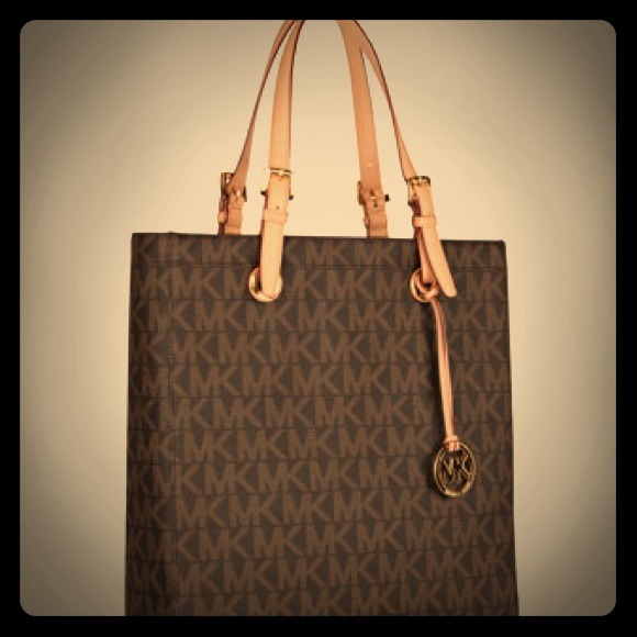Michael kors , jet set large tote.
