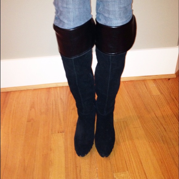 🎉HOST PIC 2X🎉Blk suede boots 🔴reduced🔴 - Picture 3 of 3